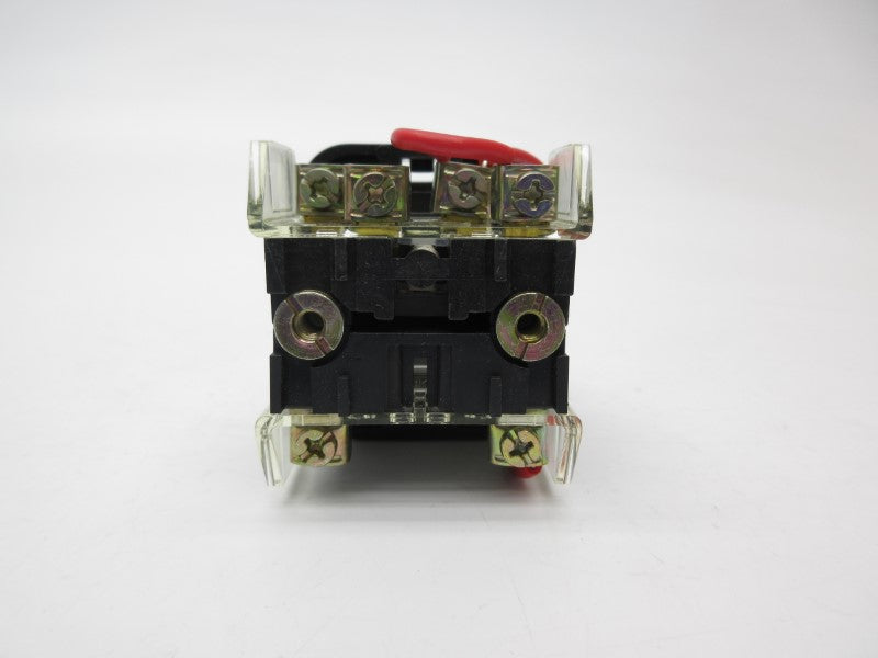 ALLEN BRADLEY 800T-QT24A SER. T 24VAC/DC (WH) NSMP