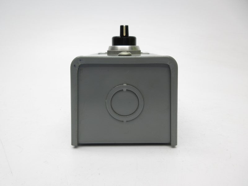 ALLEN BRADLEY 800H-R3HA NSNP
