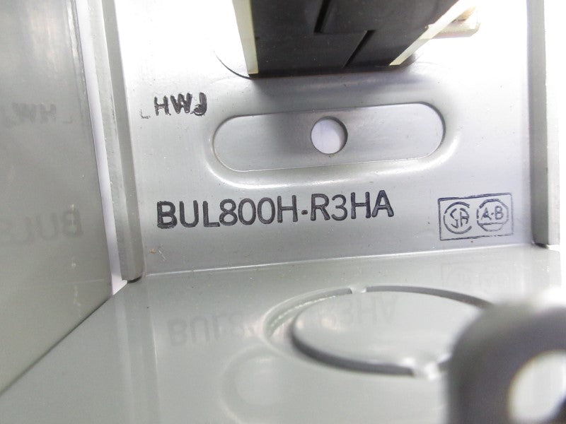 ALLEN BRADLEY 800H-R3HA NSNP