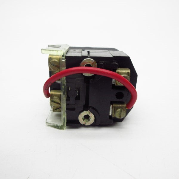 ALLEN BRADLEY 800T-PT16W SER. N 120V (BK/YL) NSMP