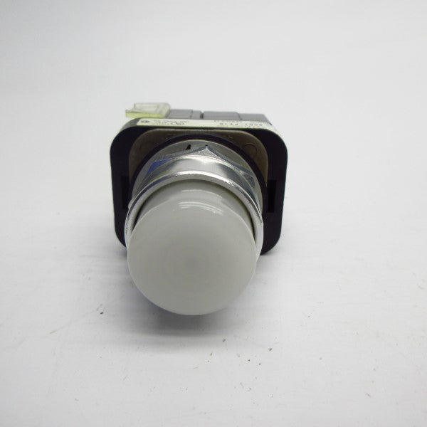 ALLEN BRADLEY 800T-PT16W SER. N 120V NSNP