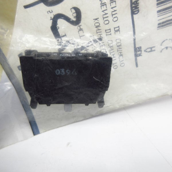 ALLEN BRADLEY 800E-3X01L SER. A NSMP