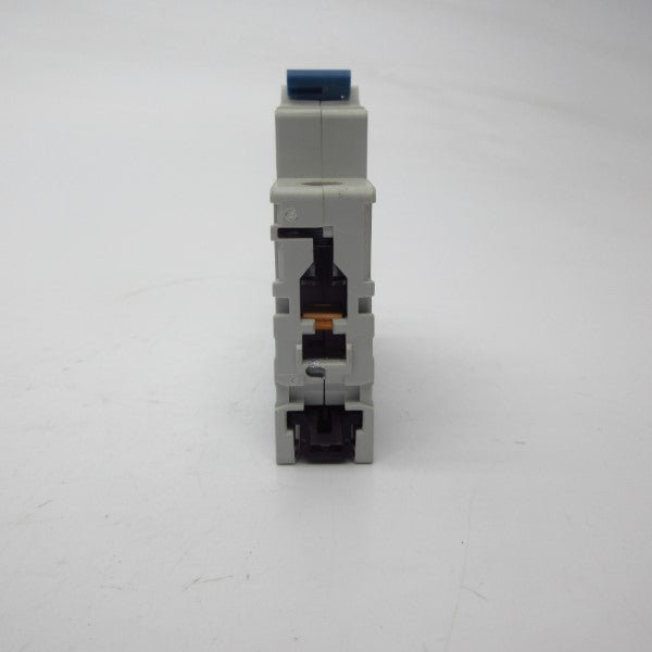 ALLEN BRADLEY 1492-SPM1B030 SER. D 277VAC 3A (PKG OF 2) NSMP