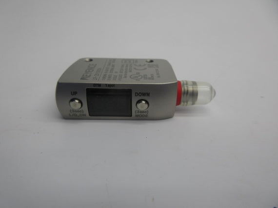 KEYENCE LR-ZB100CN 10-30VDC NSMP