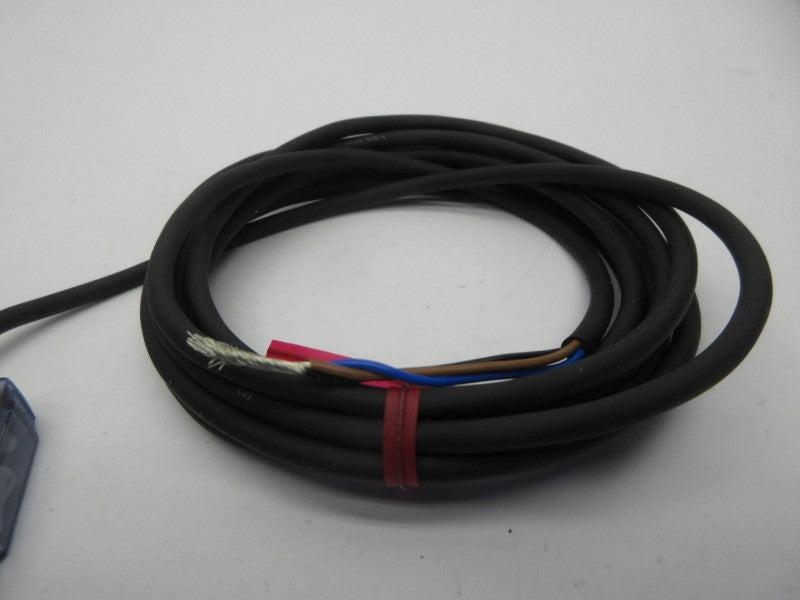 KEYENCE FS-V21R 12-24VDC NSMP