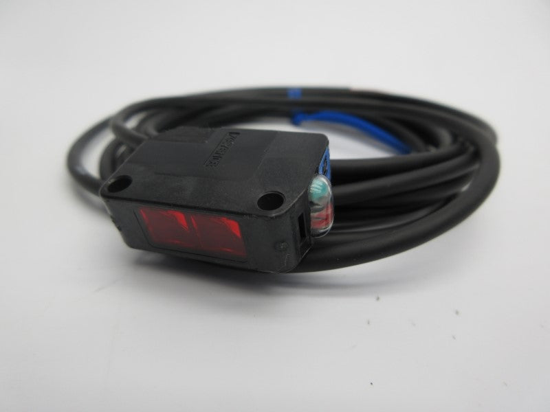 KEYENCE PZ2-62 12-24VDC NSMP