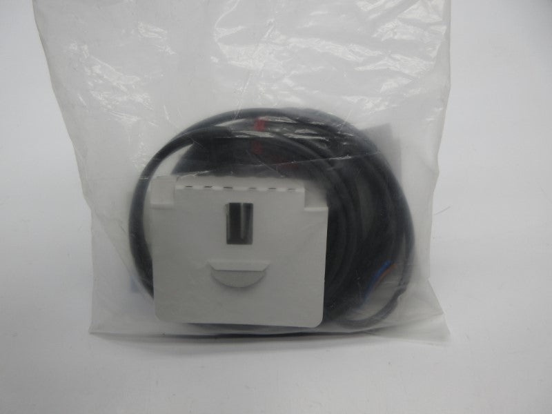 OMRON E3ZM-CT62B 10-30VDC NSMP