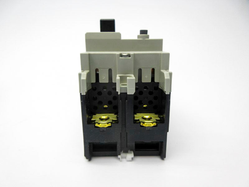 FUJI ELECTRIC EW32AAG2P030B 100-230VAC 30A NSMP