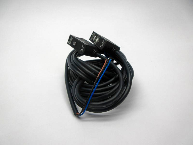 OMRON E3S-AT11 10-30VDC 2M NSMP