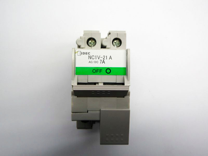 IDEC NC1V-2111-7AA 250VAC 7A NSMP