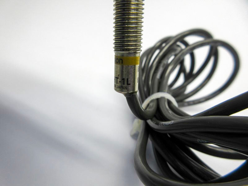 OMRON E3HT-1L 12-24VDC NSNP