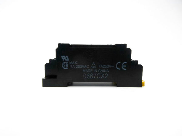 OMRON PYF08A-E 250VAC 7A NSNP