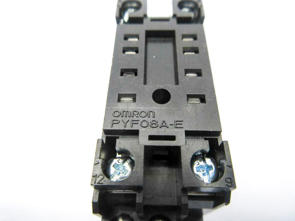 OMRON PYF08A-E 250VAC 7A NSNP