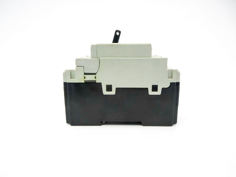 FUJI ELECTRIC BW32AAG-2P010 440V 10A NSNP