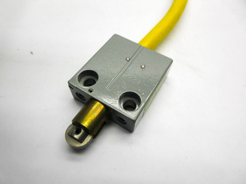 TELEMECANIQUE MS02S06-04 250VAC 5A NSNP