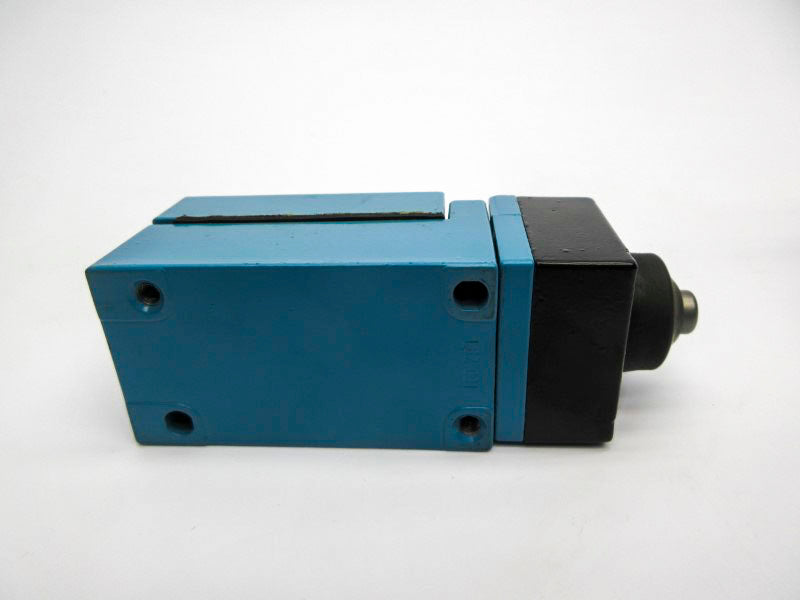 MICRO SWITCH LSC5A 120VAC 10A NSNP