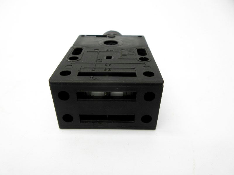SCHMERSAL AZ15ZVK 230V 4A NSNP