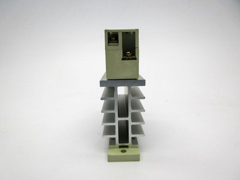 SIEMENS 3RF1211-0HC04 240VAC 20A NSNP