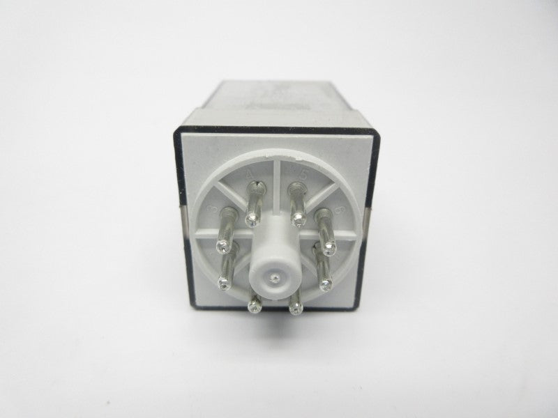 ALLEN BRADLEY 700-HA32A06 SER. D 6VAC 10A (WH) NSMP
