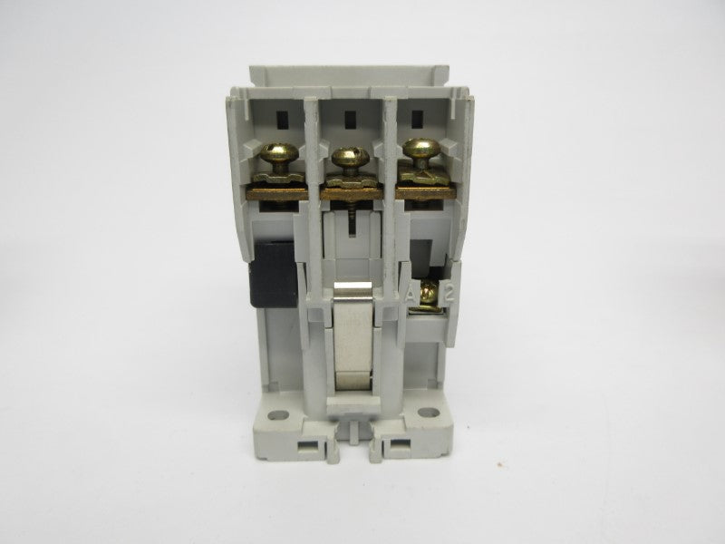 CUTLER HAMMER CE15DN3TB SER. B1 24V 18A NSMP