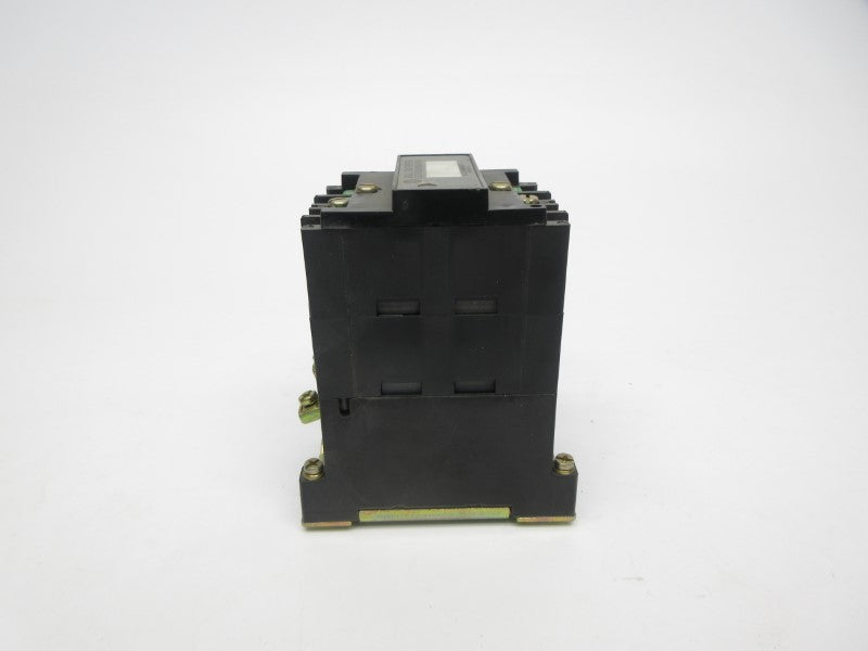 ALLEN BRADLEY 700-R800A1 SER. B 110/115-120V 30A NSNP