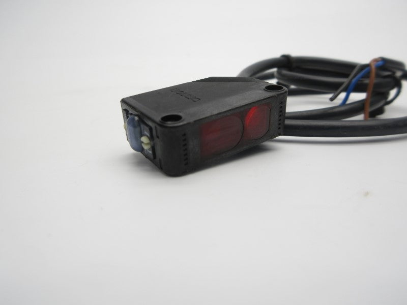 OMRON E3Z-LS81 UNMP