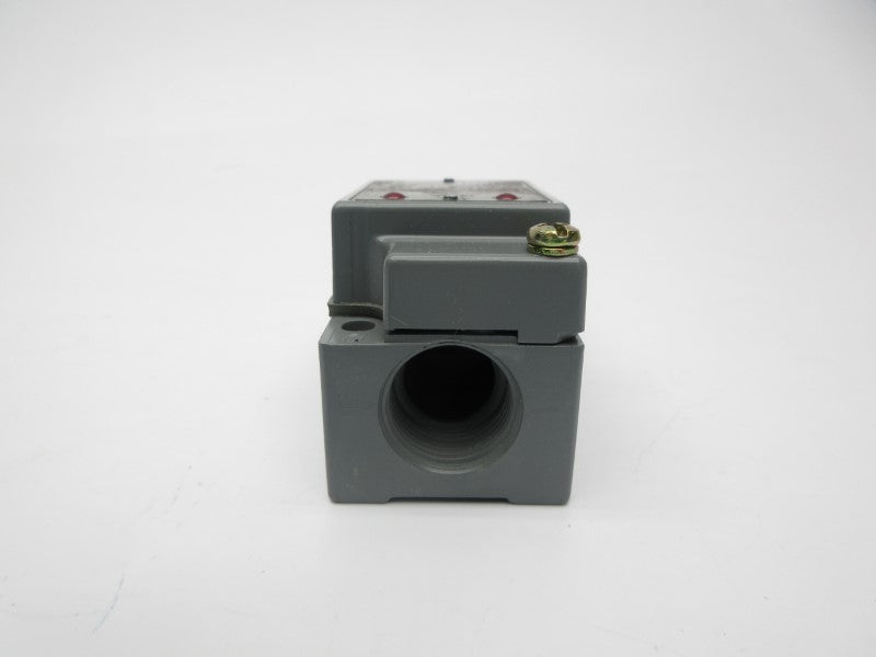 CUTLER HAMMER E51SCL SER. B2 120VAC 10A NSNP