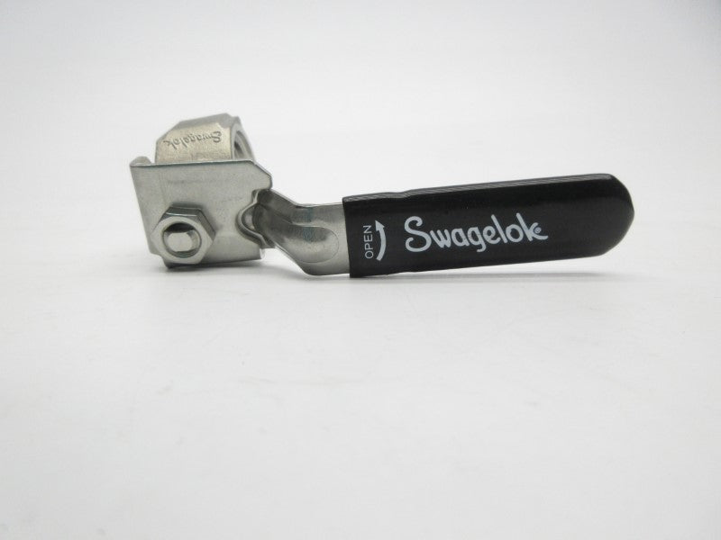 SWAGELOK SS-R63TF8 2200PSI NSNP