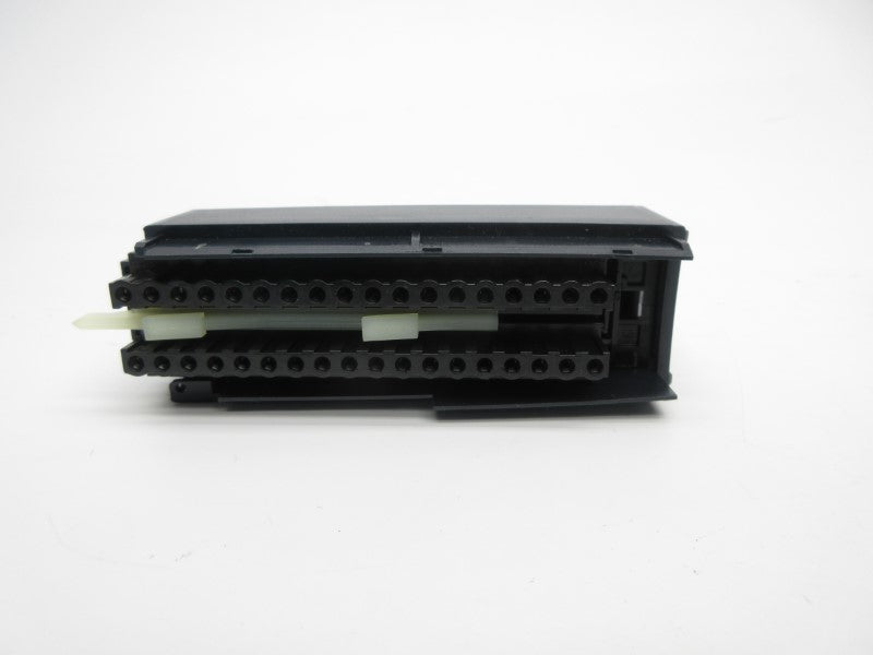 GENERAL ELECTRIC IC694TBB032E 300V 15A NSMP