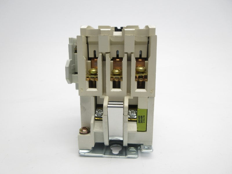 CUTLER HAMMER CN15DN3CB SER. B1 440/480V 27A NSMP
