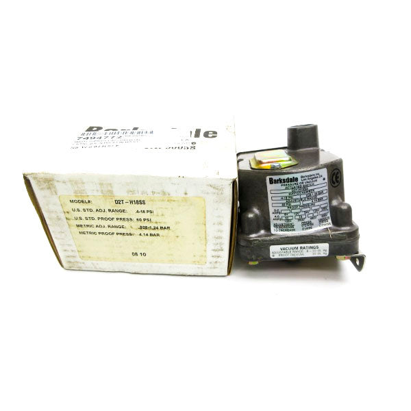 BARKSDALE D2T-H18SS 480VAC 3A .4-18PSI NSMP