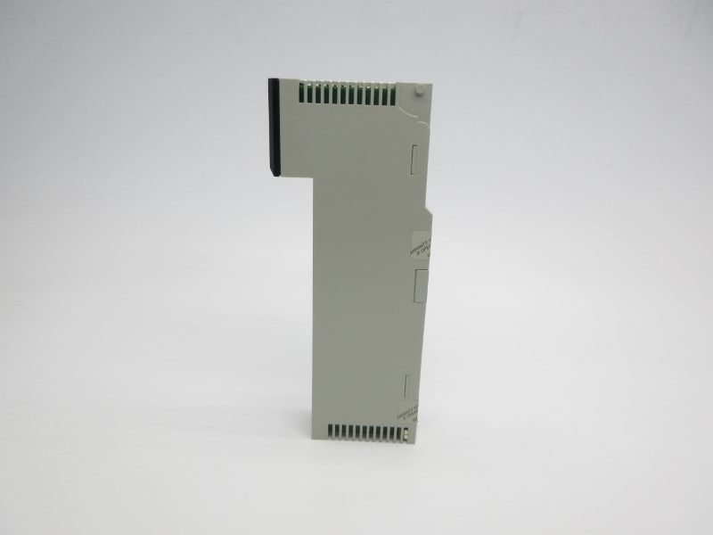 SCHNEIDER ELECTRIC 140DAO84000 24-230VAC (AS PICTURED) NSNP