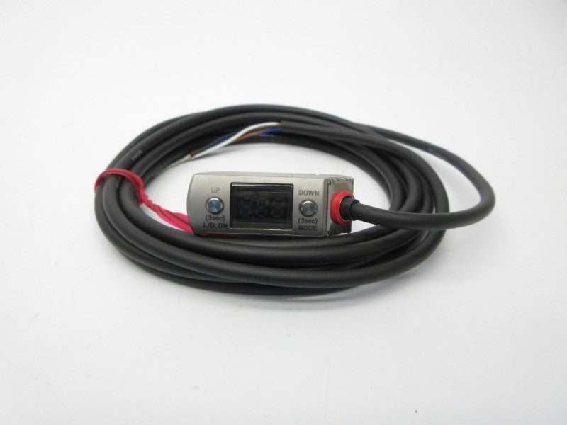 KEYENCE LR-ZB100N 10-30VDC NSMP
