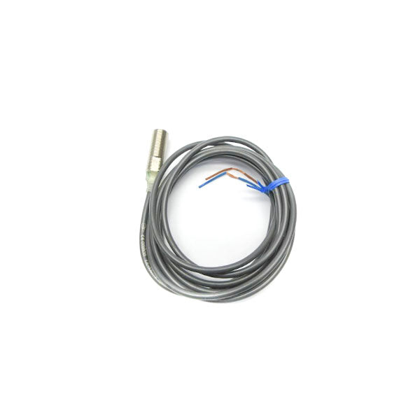OMRON E2E-X3D1-N-12X13M 12-24VDC NSNP