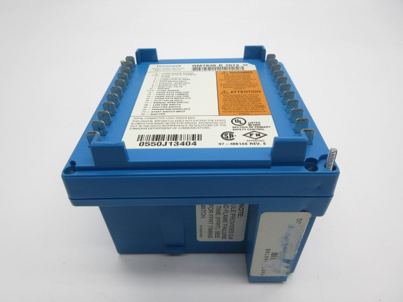 HONEYWELL RM7838B1013 120VAC (AS PICTURED) UNMP