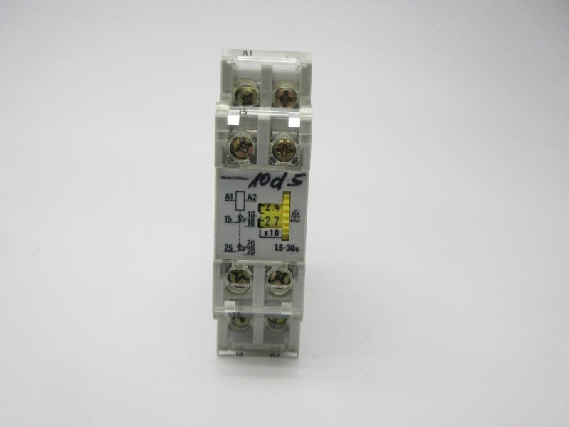 E. DOLD & SOHNE ML9903.81/124 220-240VAC 10S NSMP