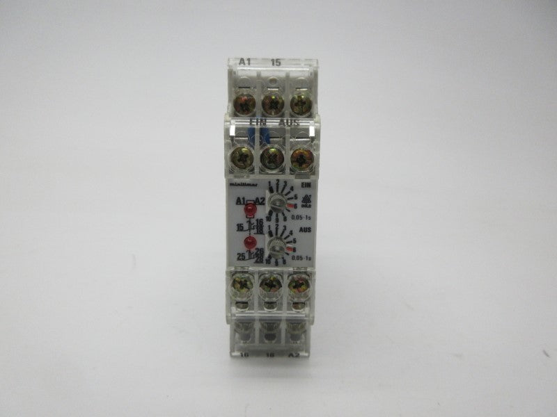 E. DOLD & SOHNE MK7854.81 110V NSMP