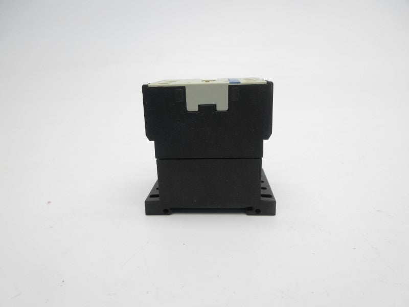 TELEMECANIQUE CA4KN22BW3 24V NSNP