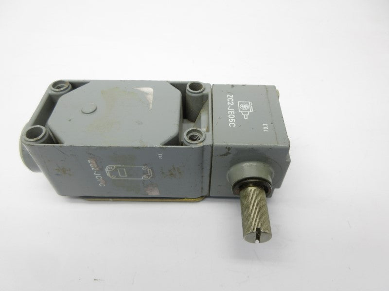 TELEMECANIQUE XC2-JC1.C 600V 8A NSNP
