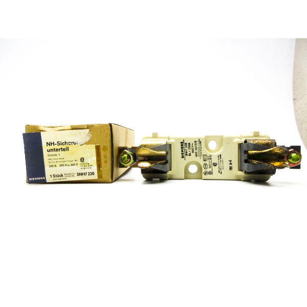 SIEMENS 3NH7-220 660V 250A NSMP