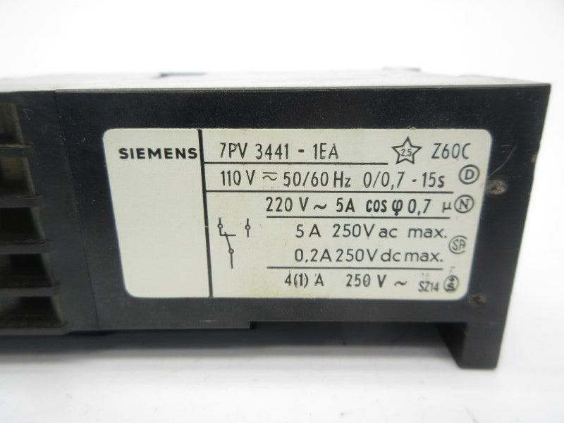 SIEMENS 7PV3441-1EA 110/220V 0/0.7-15S NSNP