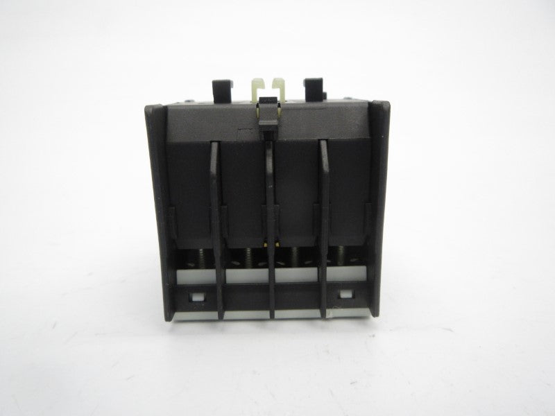 SIEMENS 3RH1911-1FA40 240V 10A NSNP