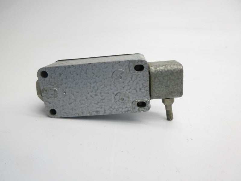 BERNSTEIN GP-E2AHG 6020258 380V 6A (AS PICTURED) NSNP