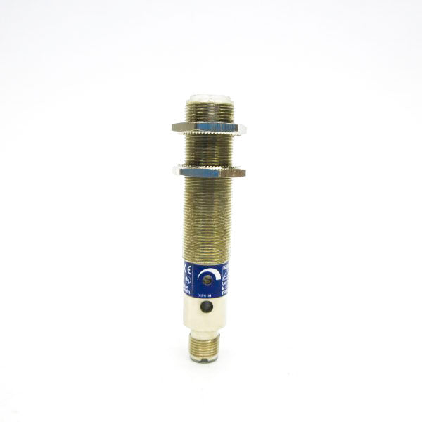 TELEMECANIQUE XU8-M18PP340D 12-24V NSNP