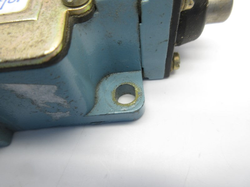 TELEMECANIQUE XCK-M1D15 380V 5A UNMP