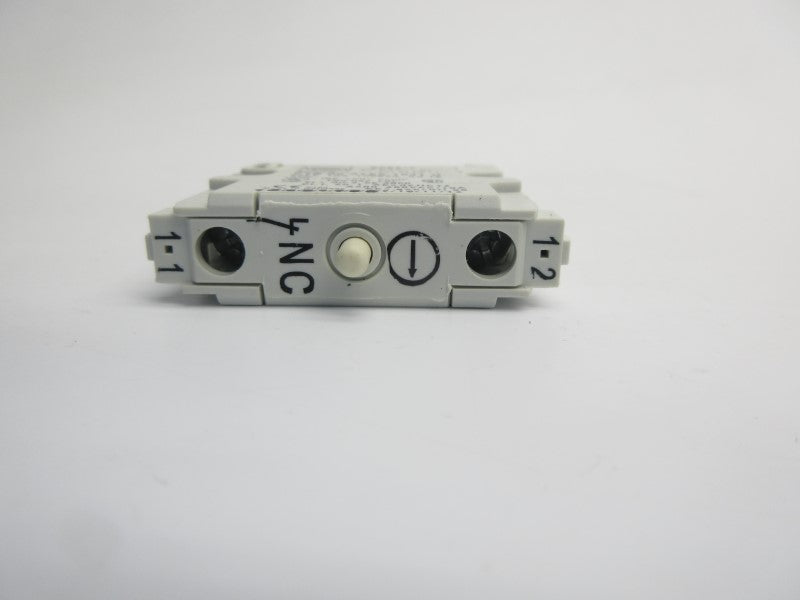 STAHL 8082/1 PTB 00 ATEX 1031 U 600V 10A NSNP