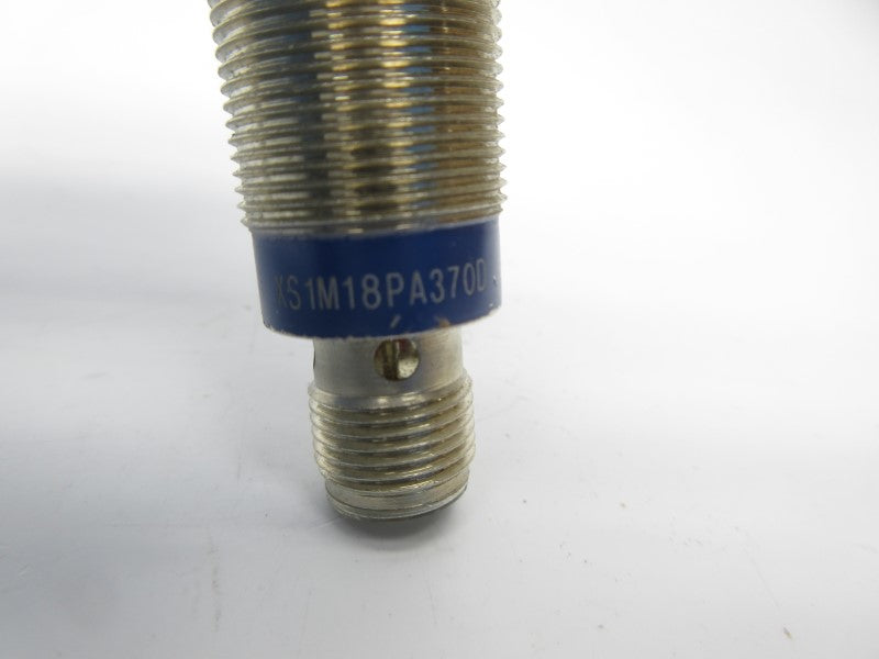 TELEMECANIQUE XS1M18PA370D 12-48V UNMP