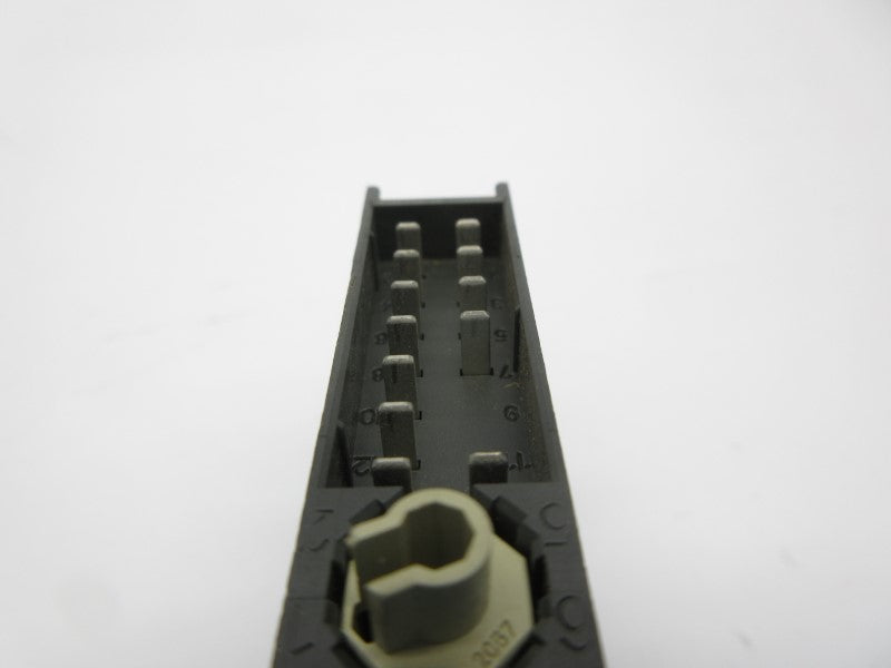 SIEMENS 6ES7131-4BB00-0AB0 24VDC UNMP