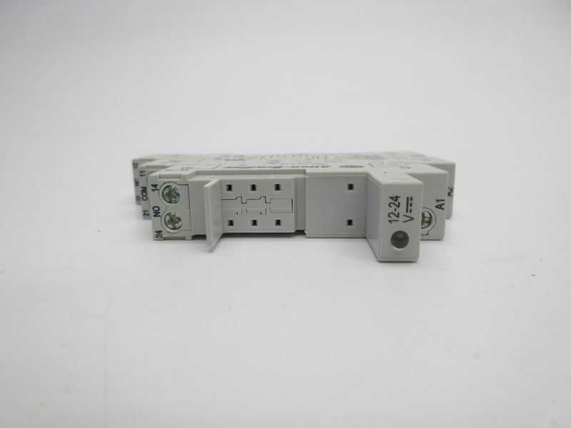 ALLEN BRADLEY 700-HLT12 SER. A 12/24V NSNP
