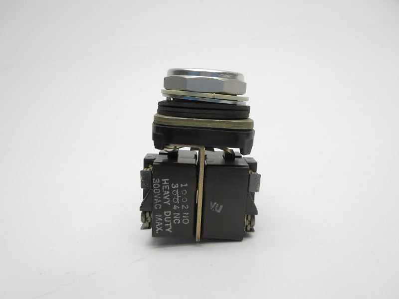 ALLEN BRADLEY 800T-A6 SER. N NSNP